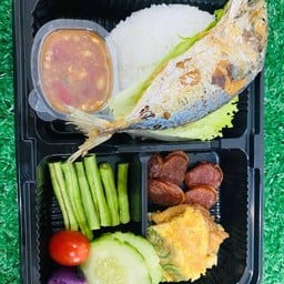 อาหารตามสั่ง ครัวคุณครู ฮาลาล ฟู้ด