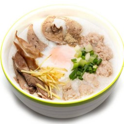 โจ๊กหมูสับเครื่องใน+ไข่ 2(แถมฟรีเก๊กฮวย2ขวด)