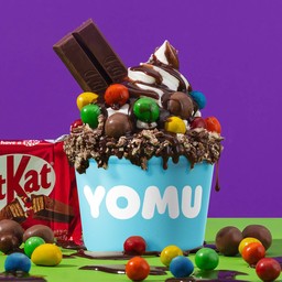 ซอฟท์เสิร์ฟ นูเทลล่าซอส + m&m รสโยเกิร์ต/นม