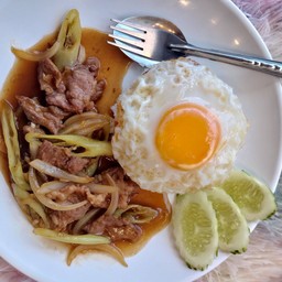 ผัดพริกหยวกหมูชิ้น