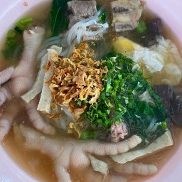 ก๊วยจั๊บญวนอุบลต้มเส้น แยกท้องคุ้ง