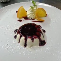 Panna Cotta with Blueberry Sauce