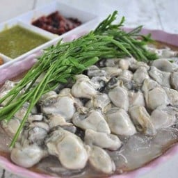 หอยนางรมทรงเครื่อง