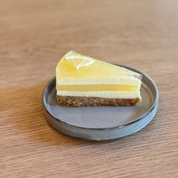 Lemon Cheesecake