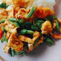 พริกแกงหมูชิ้น