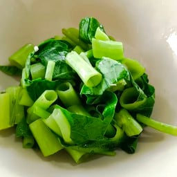 ผักบุ้งลวก