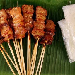 หมูปิ้งแม่น้องพลอย สูตรโบราณ ยางเนิ้ง