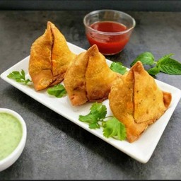 Vegetable Samosa (1 Piece)