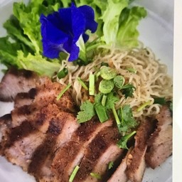 บะหมี่สันคอหมู