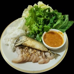 เมี่ยงหมูสามชั้น + ปลาทู