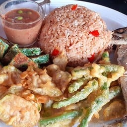 ข้าวผัดน้ำพริกกะปิ