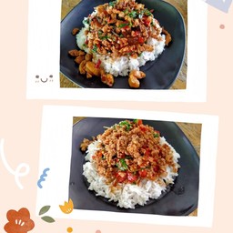 ข้าวกระเพราหมูสับ +กระเพรา ไก่