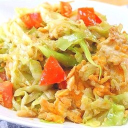 กะหล่ำผัดไข่ ราดข้าว