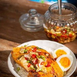 ข้าว + ห่อหมกย่างพริกน้ำปลา