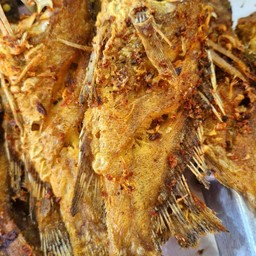 ร้านข้าวแกงปักษ์ใต้แม่แดงแฟลตคลองจั่น