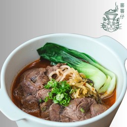 ก๋วยเตี๋ยวเนื้อตุ๋นไต้หวัน