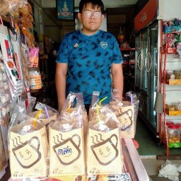 กาแฟหมีดี๊ดีกาแฟไม่ใส่น้ำตาล กลางซอยพหลโยธิน52 (หน้าโรงถ่าน)