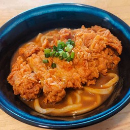 อุด้งแกงกะหรี่ไก่ทอด