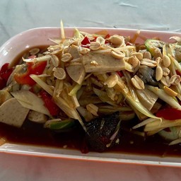 ตำปูปลาร้าหมูยอ