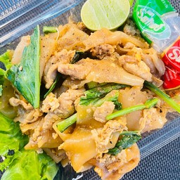 ผัดซีอิ๊วใส่หมู