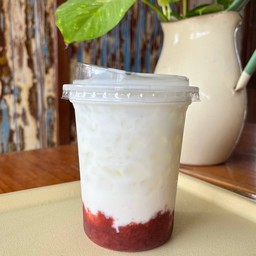 นมสด สตรอว์เบอร์รี่