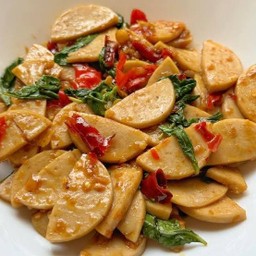 กะเพราหมูยอ ฟรีไข่ดาว