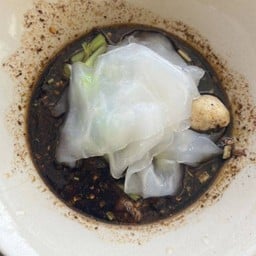 เส้นใหญ่หมู