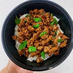 กะเพราหมูสับ