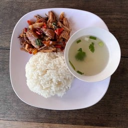 ข้าวกะเพรา(หน้าเซเว่น) ร้านเดียวกับข้าวขาหมูแหลมฉบัง หน้าเซเว่น