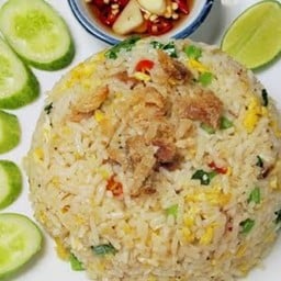 ข้าวผัดคะน้าปลาเค็ม