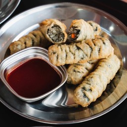 คิมมาริปอเปี๊ยะนำเข้าจากเกาหลี ชิ้นใหญ่ไส้แน่นๆ