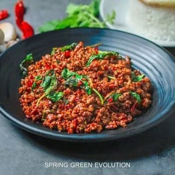 ข้าวราดกะเพราเนื้อสับ