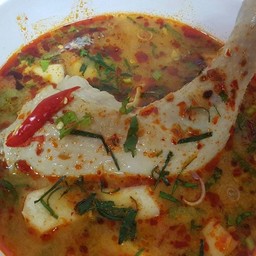 สะโพกไก่ต้มยำ น้ำข้น