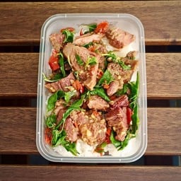 กะเพราเนื้อตุ๋น(ราดข้าว)