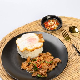 ข้าว - กระเพราเนื้อใบพายสไลด์