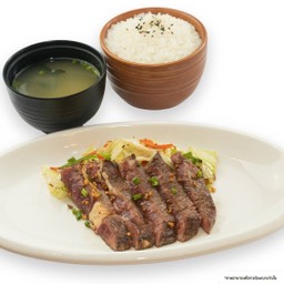 ชุดข้าวสเต็กเนื้อวากิว