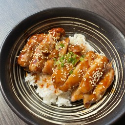 ข้าวหน้าไก่ย่าง เทอริยากิ