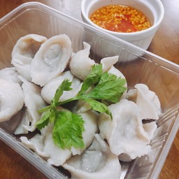 เกี๊ยวปลาลวกจิ้ม4ไม้