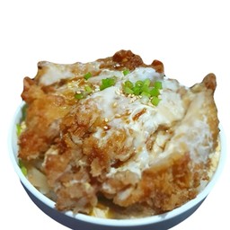 ข้าวหน้าไก่คัตซึราดไข่