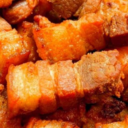 หมูกรอบคั่วพริกเกลือเป็นกับข้าว