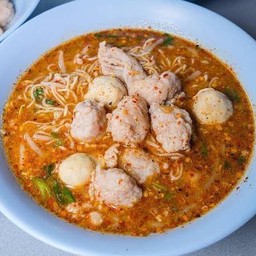 บะหมี่หมูเด้ง ต้มยำ