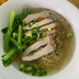 บะหมี่หมูทอด