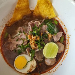 ก๋วยเตี๋ยวเรือต้มยำหมู