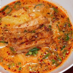 บะหมี่เกี๊ยวหมู ต้มยำ