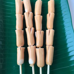 ไส้กรอกไก่หนังกรอบ