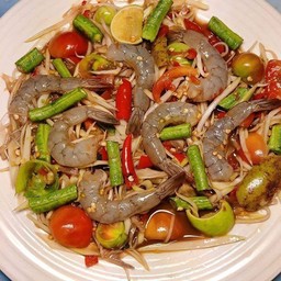 ส้มตำไก่ย่างแดง