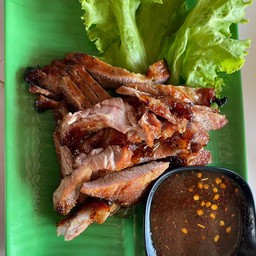 คอหมูย่าง