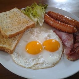 ไส้กรอกไข่ดาว