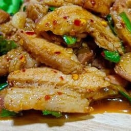 น้ำตกหมู
