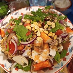 ส้มตำขี้เมา สระยาว